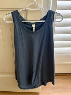 NWOT lululemon athletica Slate Blue Relaxed Scoop Tank